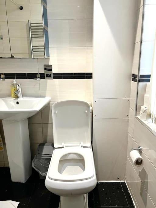 Comfortable Studio Flat Near Central ロンドン エクステリア 写真